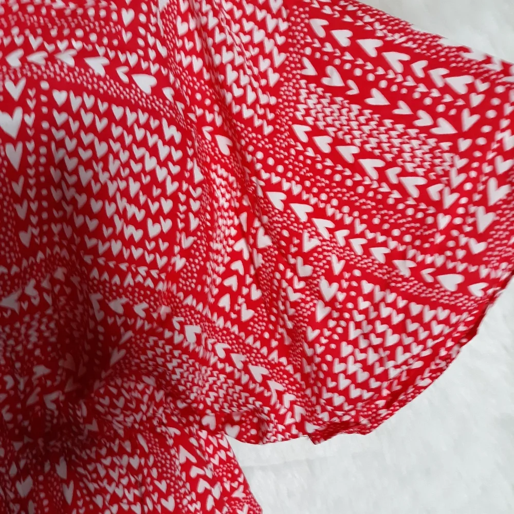 Victoria's Secret Hearts Cover-Up/Loungewear NWT OSFM